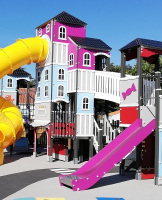 aire de jeux camping l'océan brem sur mer 85