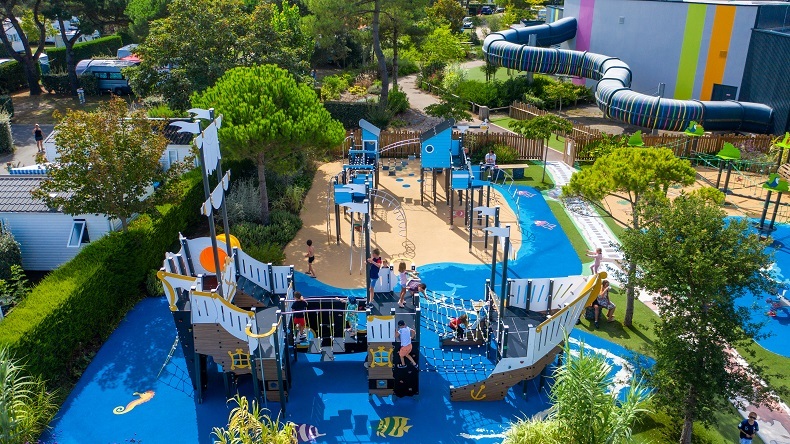 Aire de jeux Camping 5 étoiles Vendée