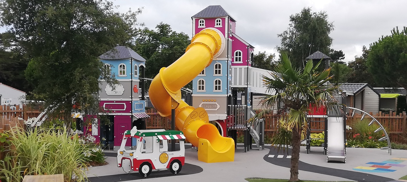 Aire jeux enfants Camping Vendée