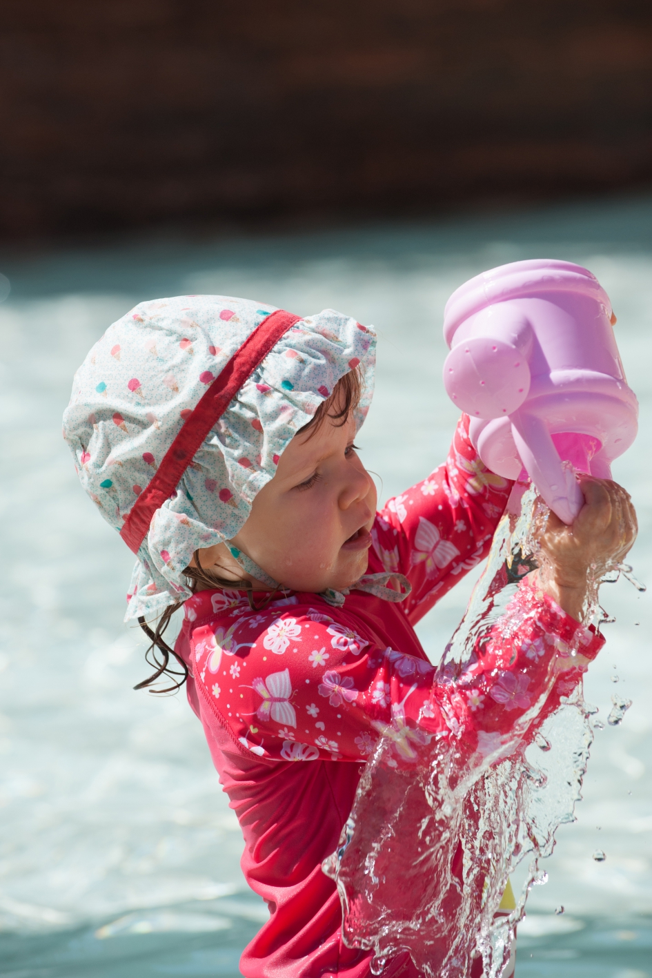 enfants-piscine-extérieure-camping-locean-brem-sur-mer-vendée-cybele-vacances