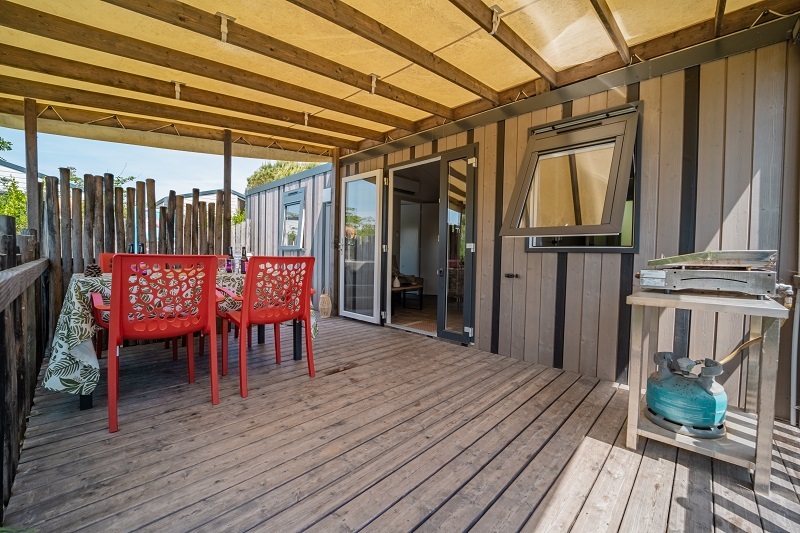 Mobil home 2 chambres jacuzzi privatif Camping 5 étoiles Vendée